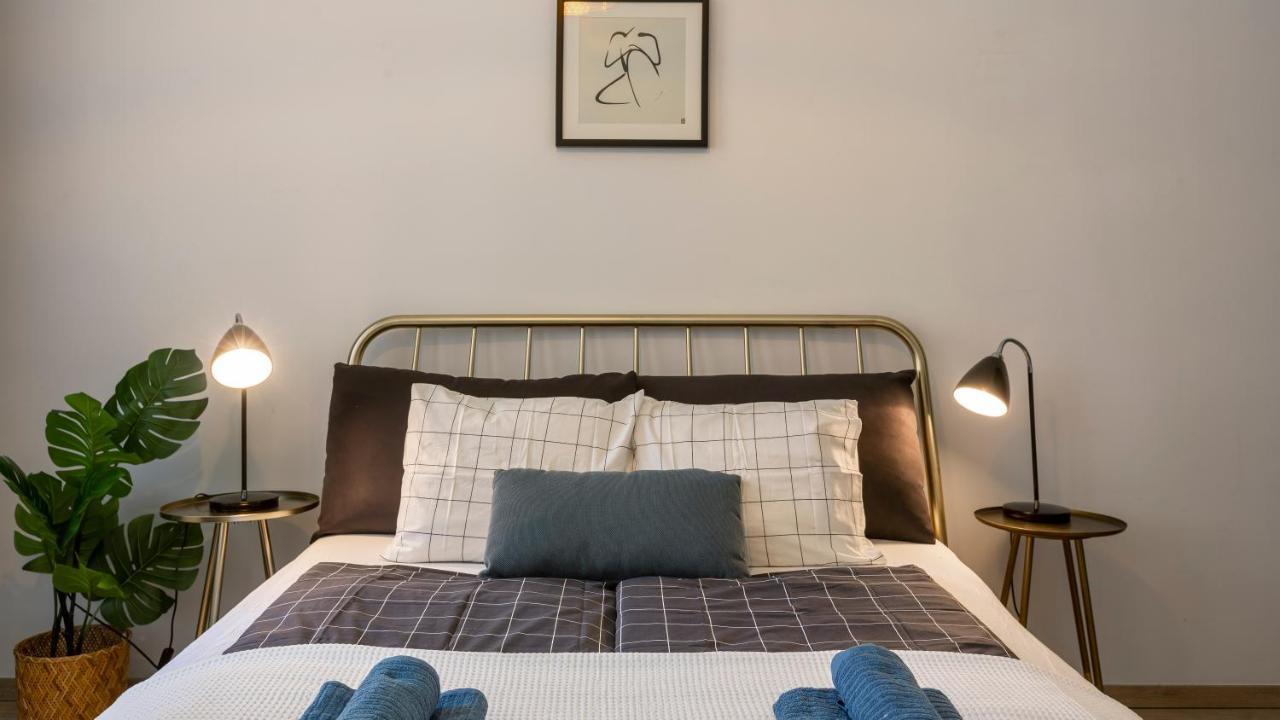 Deluxe Downtown Home By Elisabeth Budapest Bagian luar foto